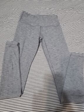 Women's Grey Lululemon Leggings